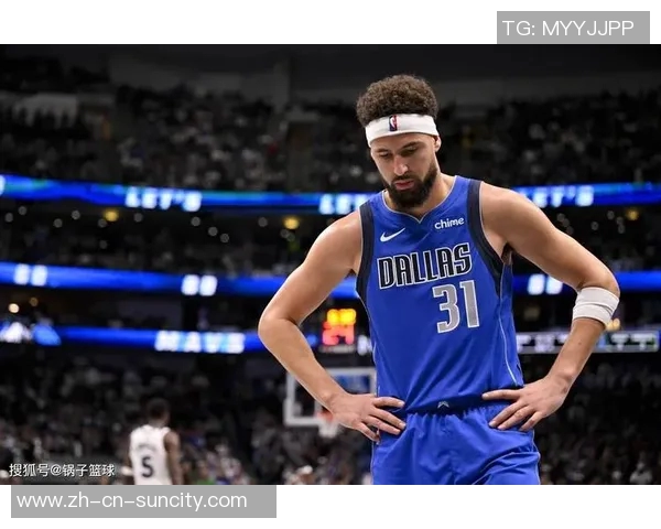 克莱首节三分球全失五项数据全无表现令人失望