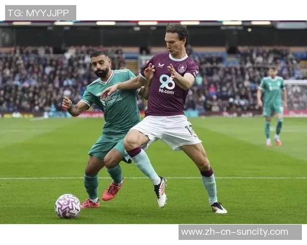 英超官方提问谁才是历史最佳射手引发球迷热议与讨论