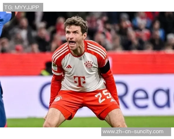 穆勒第96分钟绝杀进球震撼全场直面三名防守球员展现超强实力