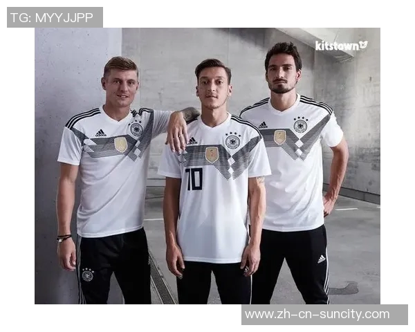 哥伦比亚世界杯主场球衣曝光蝴蝶设计向马尔克斯致敬 哥伦比亚世界杯主场球衣曝光蝴蝶设计向马尔克斯致敬