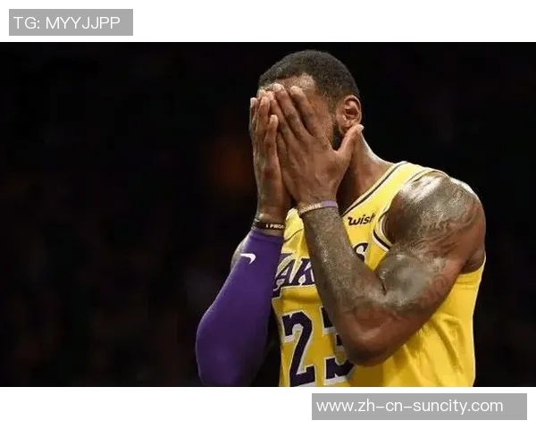 詹姆斯四十岁仍如巨婴湖人未续约他频频装病引发热议