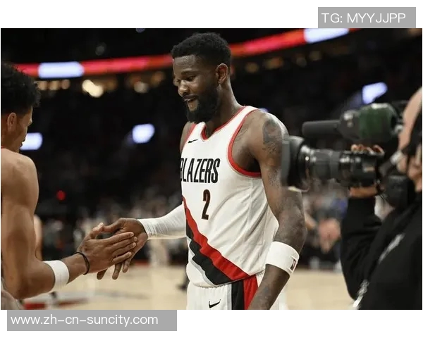 乖乖八村冲刺准备对决艾顿空中被拽后握手言和展现体育精神